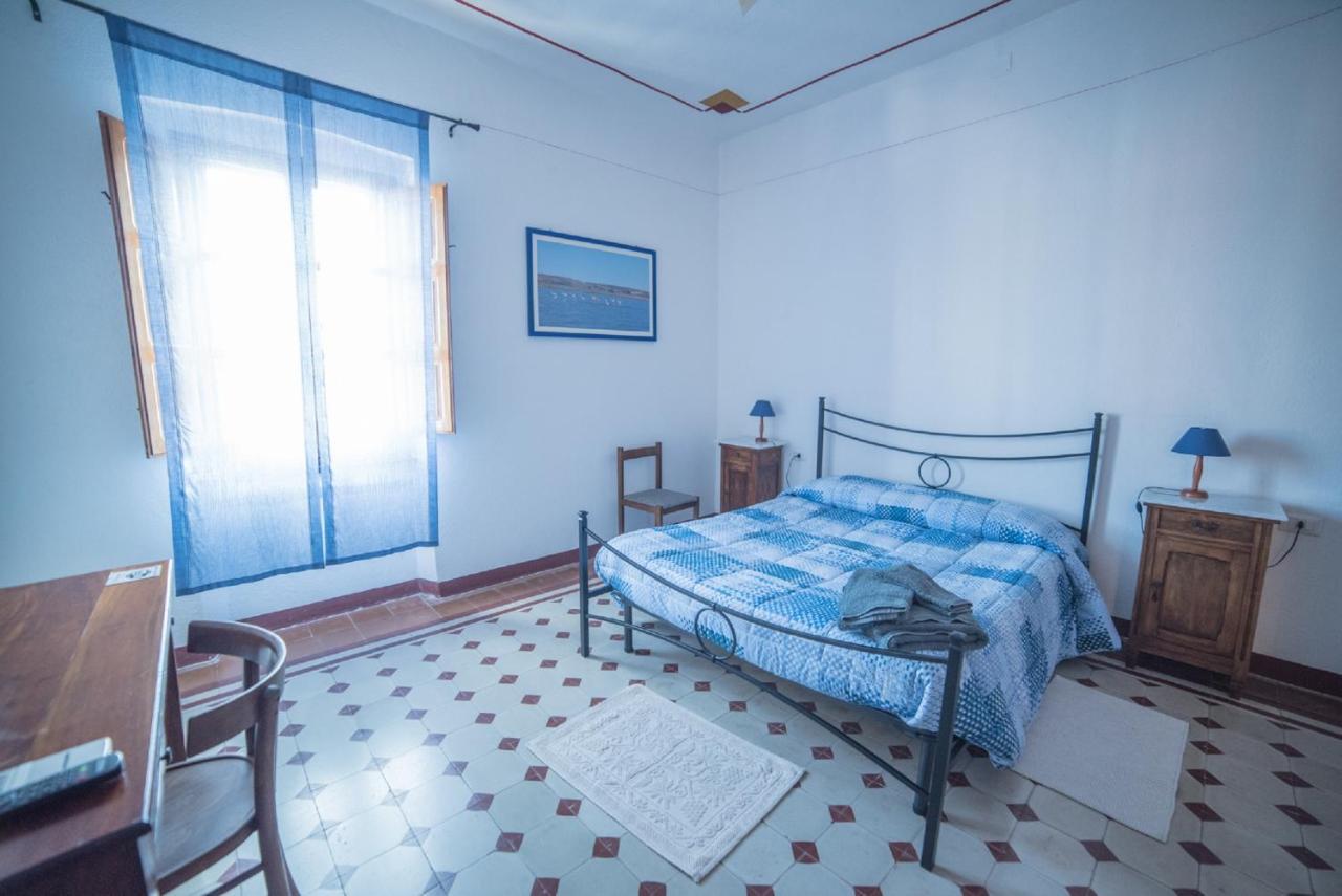 Càbras S'Apprigu B&B מראה חיצוני תמונה