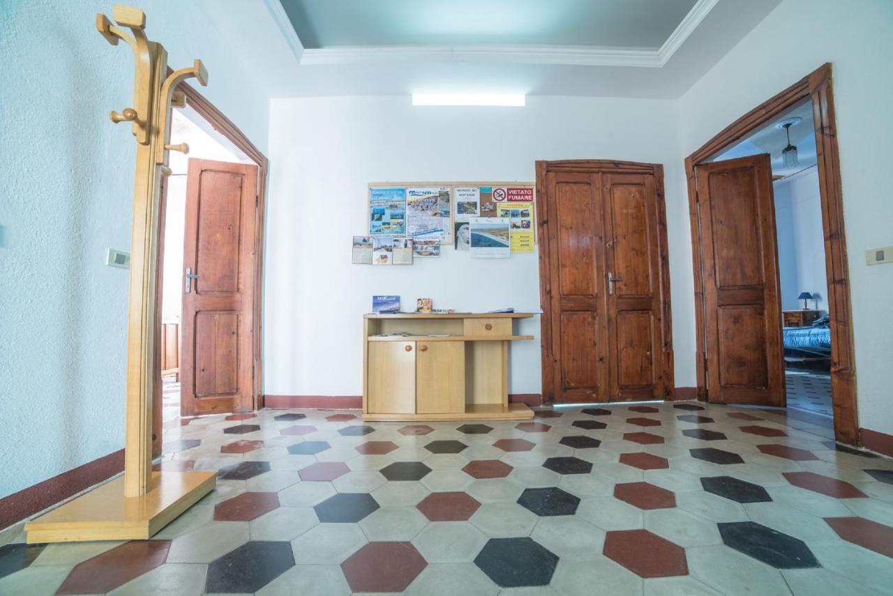 Càbras S'Apprigu B&B מראה חיצוני תמונה