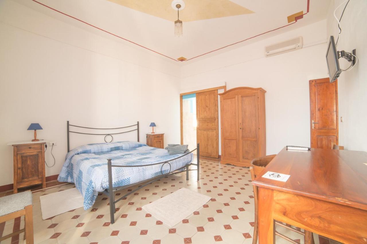 Càbras S'Apprigu B&B מראה חיצוני תמונה